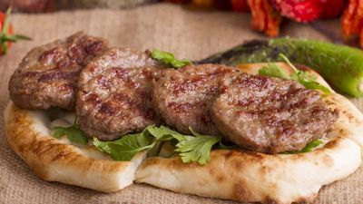 İzgaracı İlhami Usta
