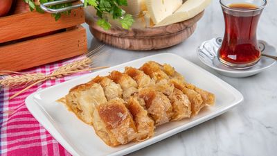 Çınar Börek