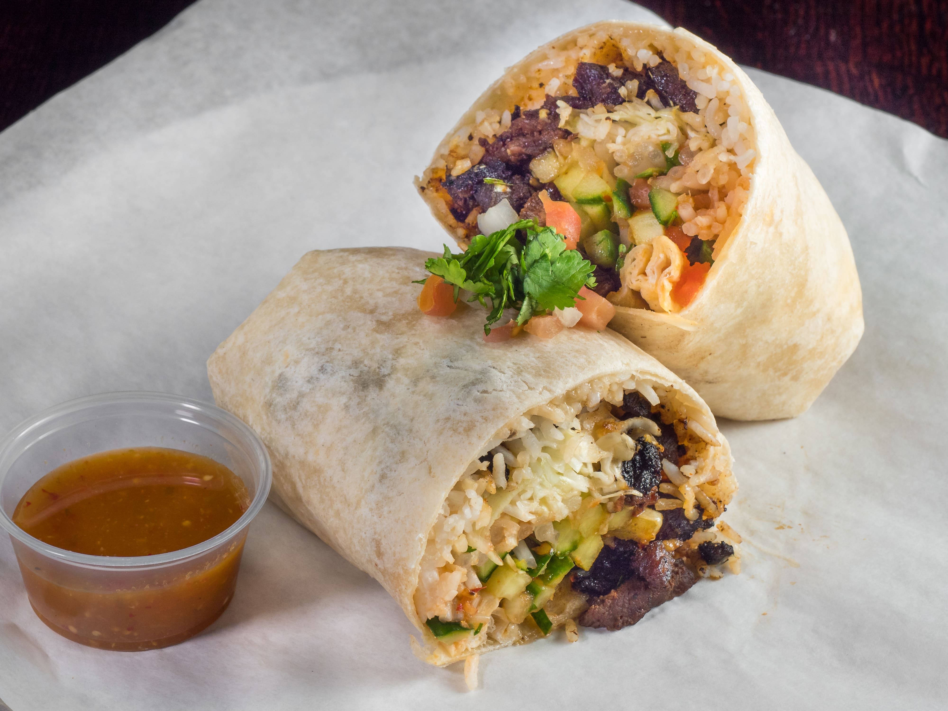 Leon's Burger Wrap & More vendor logo