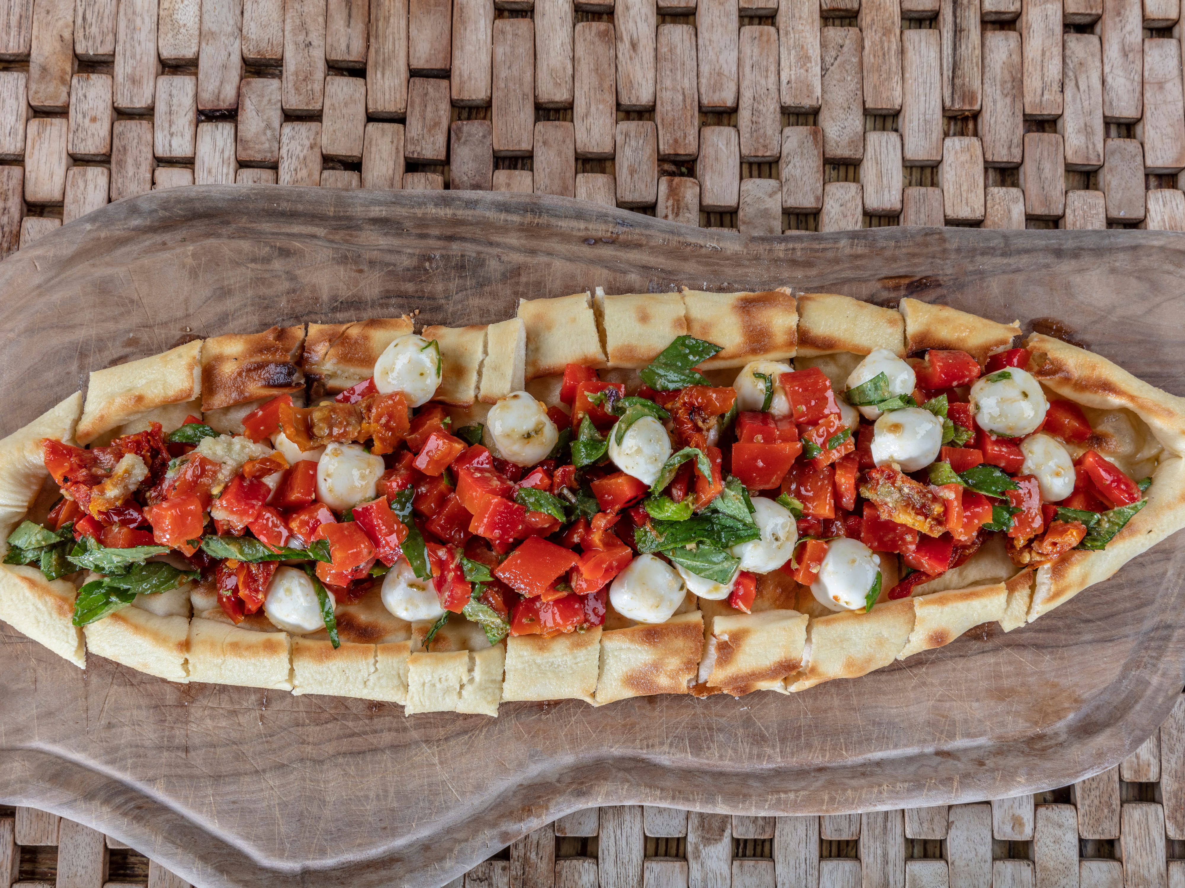 Lüx Asmalı Konak Pide & Lahmacun vendor logo