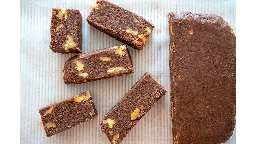 Helvacı Dayı Handmade Summer Halva with Walnuts 500 g