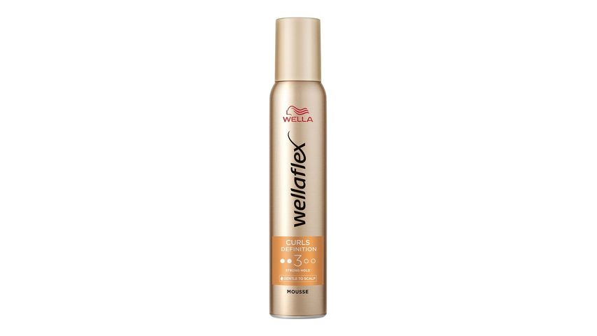 Wella Wellaflex Curls Definition Bukle Belirginleştirici Saç Köpüğü Strong Hold 200 ml