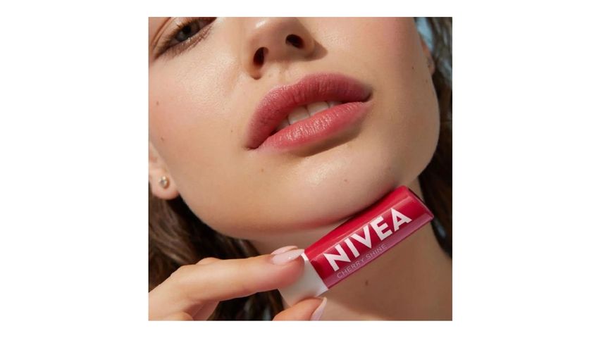 NIVEA Cherry Tinted Moisturizing Lip Balm 4.8 g