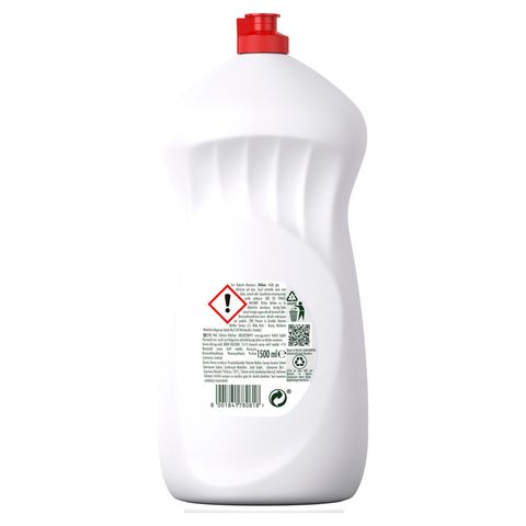 Fairy Clean & Fresh Liquid Dishwashing Detergent Lemon Scented 1.5 L