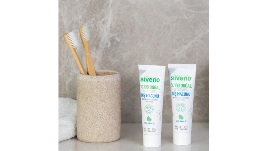 Siveno 100% Natural Whitening Toothpaste 65 g