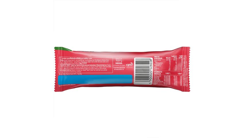 Nestlé Nesfit Strawberry Whole Grain Bar 23.5 g